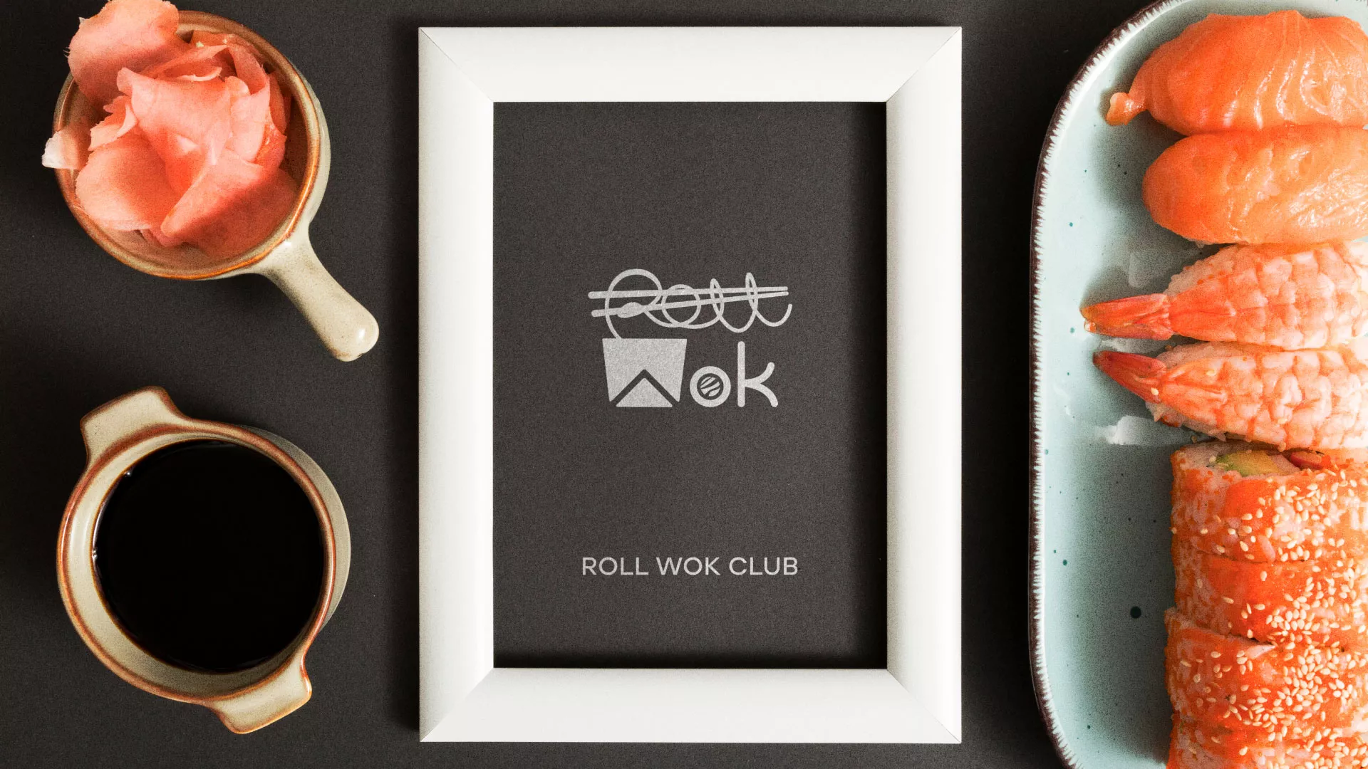 Разработка логотипа суши-бара «Roll Wok Club» в Кимовске